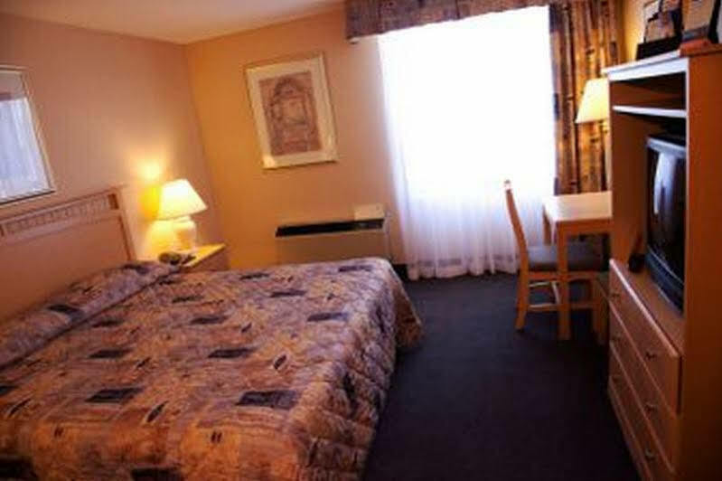 Howard Johnson Plaza By Wyndham By The Falls Niagara Falls Luaran gambar